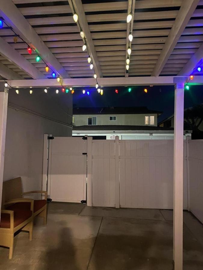 Ocean Breeze Apartment Huntington Beach Esterno foto